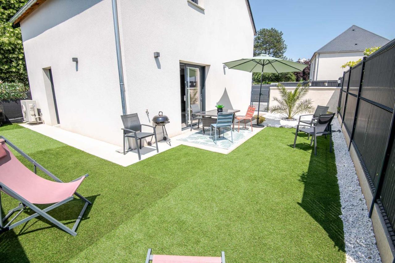 Le Des Dames 6 Personnes Avec Piscine Hébergement de vacances *